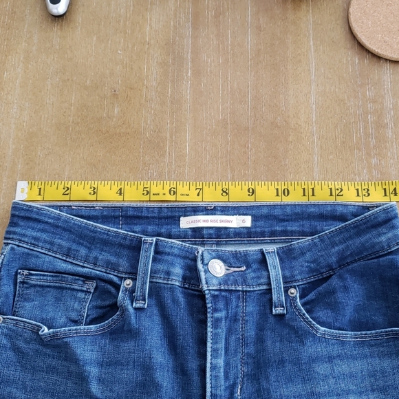 LEVI'S JEANS - Picture 6 of 9